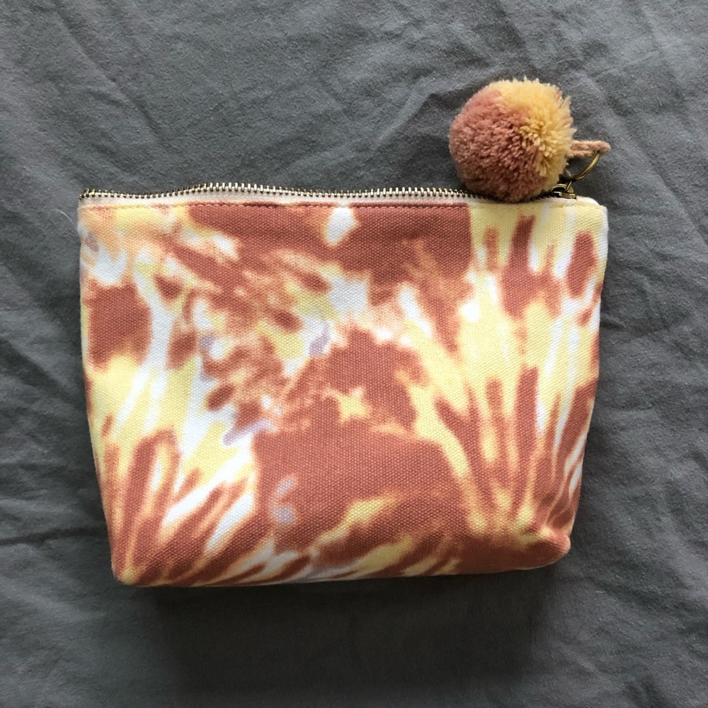 Madewell Tie Dye Pouch w Puff Ball Zipper